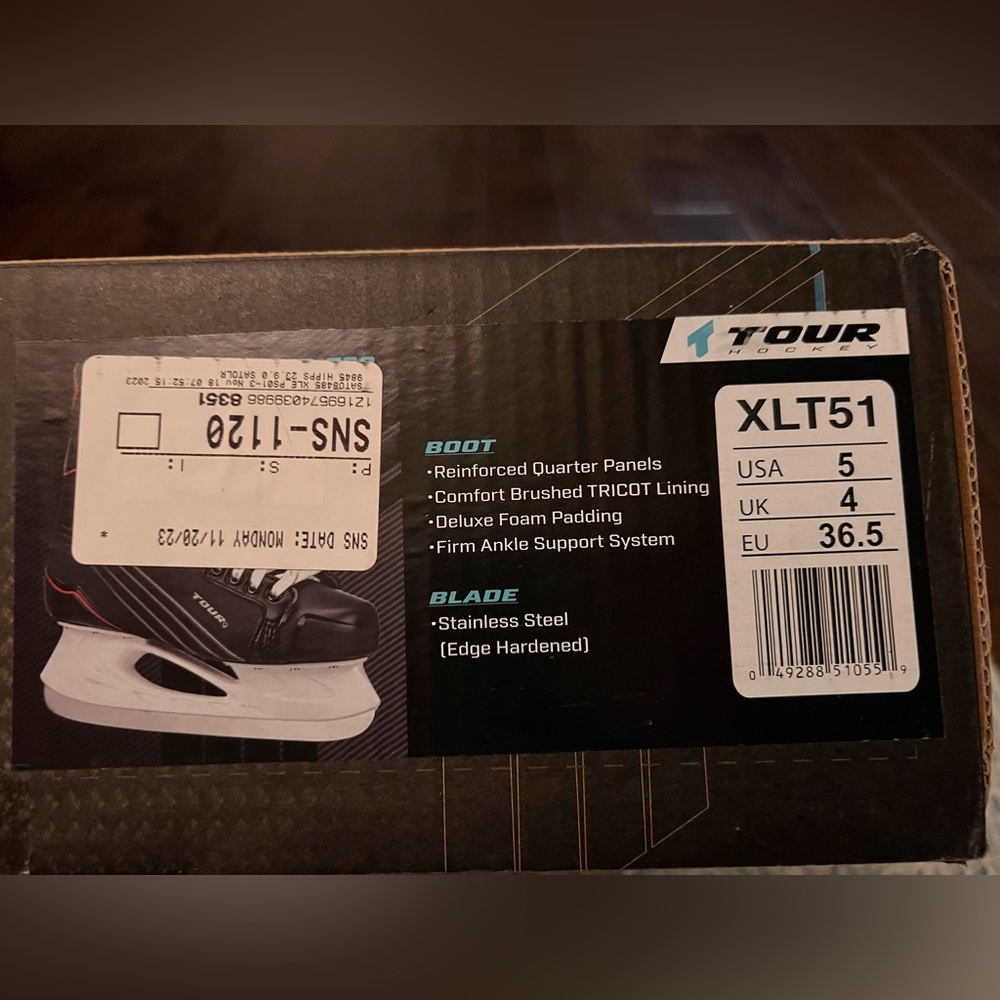 Tour Hockey Skates New in Box Size 5 - Picture 4 of 5